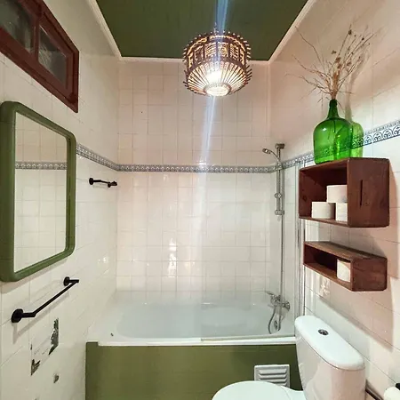 Oliva Hostal
